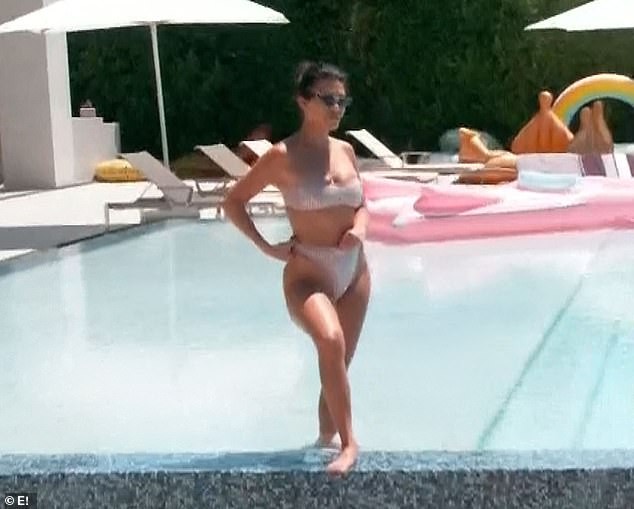 Mê mẩn dáng vóc tròn đầy của chị cả nhà Kim Kardashian - ảnh 3