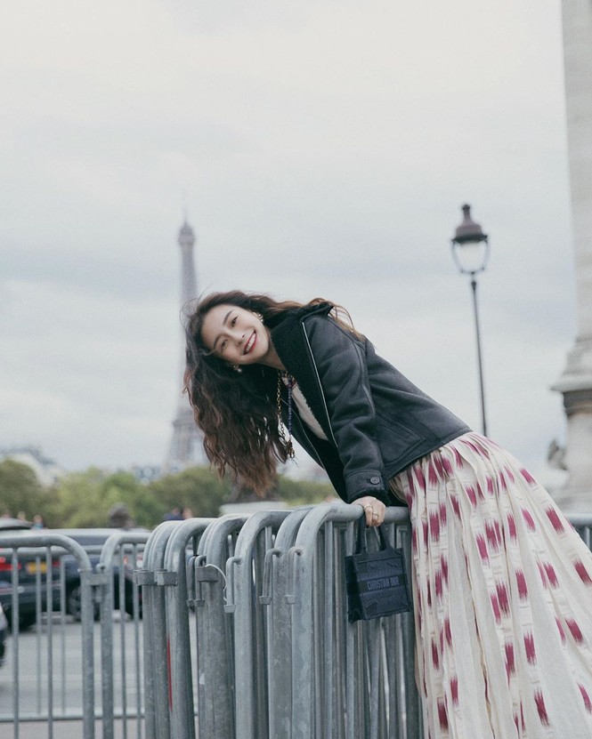 Angelababy xinh như công chúa giữa trời Paris - ảnh 4