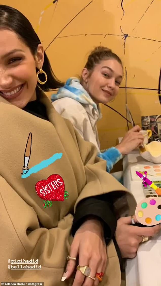 Bella Hadid diện bó sát tôn đường cong trong sinh nhật tuổi 23 - ảnh 10