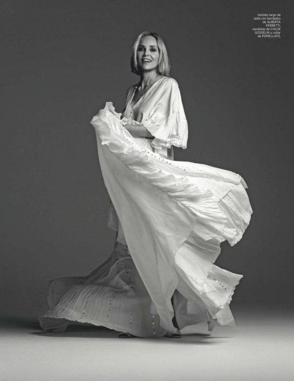 Minh tinh 'Bản năng gốc' Sharon Stone diện nội y táo bạo ở tuổi 61 - ảnh 10