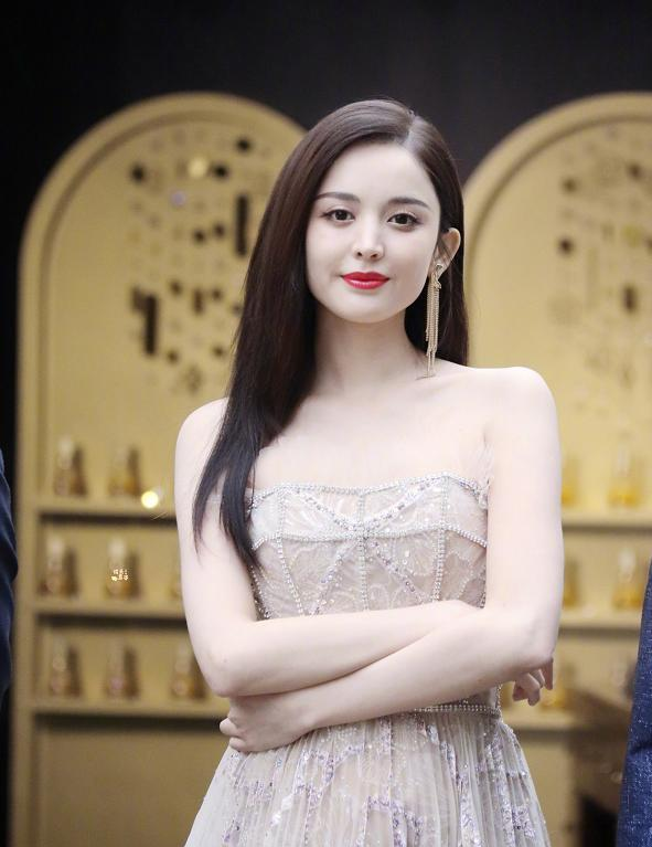 Mỹ nhân Tân Cương đẹp không tì vết, quyến rũ tựa tiên nữ - ảnh 8