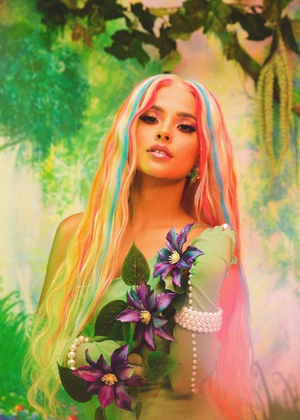 Đường cong nóng bỏng hút mắt của nữ ca sĩ Becky G - ảnh 8