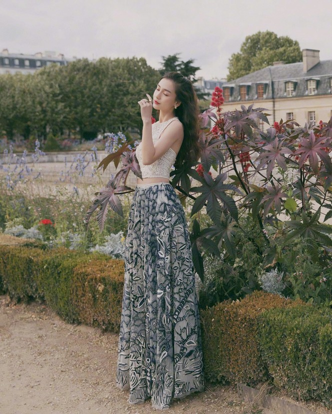 Angelababy thần thái đẹp xuất sắc, xóa tan tin đồn trục trặc với Huỳnh Hiểu Minh - ảnh 27