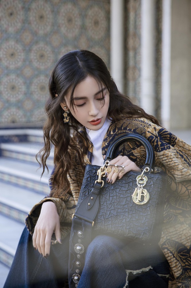 Angelababy thần thái đẹp xuất sắc, xóa tan tin đồn trục trặc với Huỳnh Hiểu Minh - ảnh 20