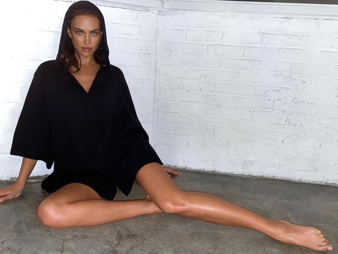 Irina Shayk nóng bỏng như 'quả bom gợi cảm' - ảnh 8