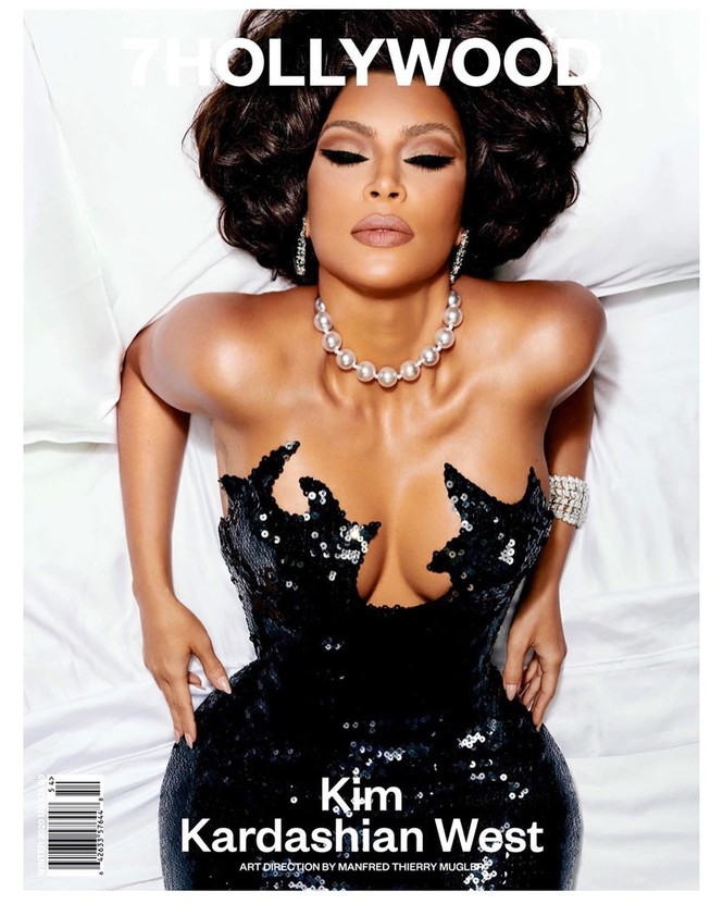 Kim Kardashian ngực đầy hở bạo hóa thân thành Elizabeth Taylor - ảnh 1