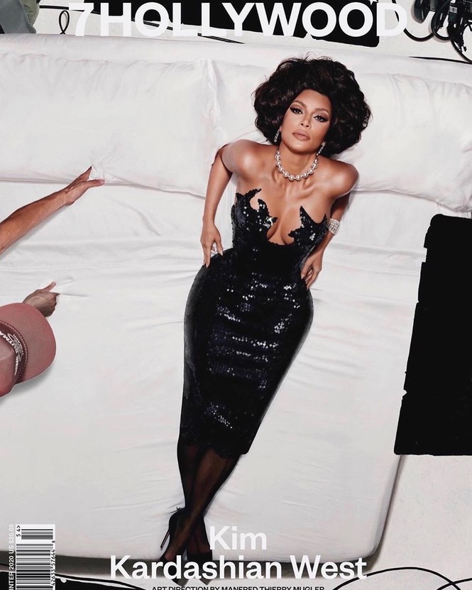 Kim Kardashian ngực đầy hở bạo hóa thân thành Elizabeth Taylor - ảnh 2