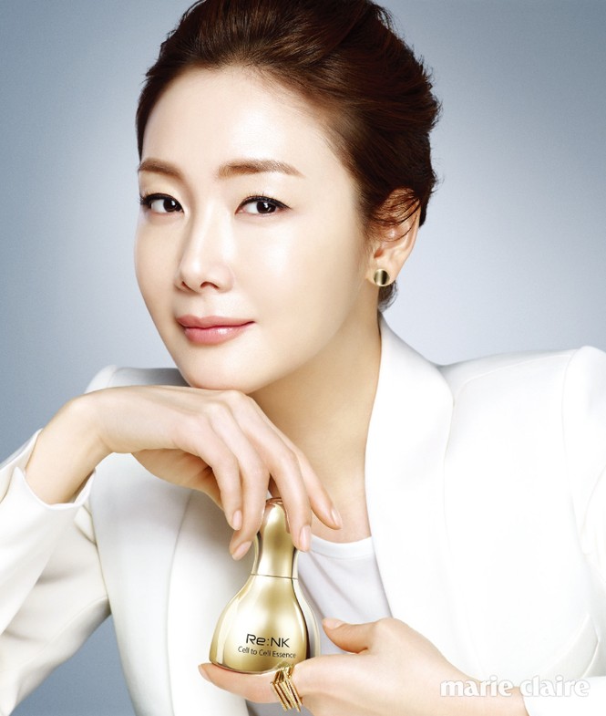 Người đẹp 'Bản tình ca mùa đông' Choi Ji Woo mang bầu ở tuổi 44 - ảnh 5