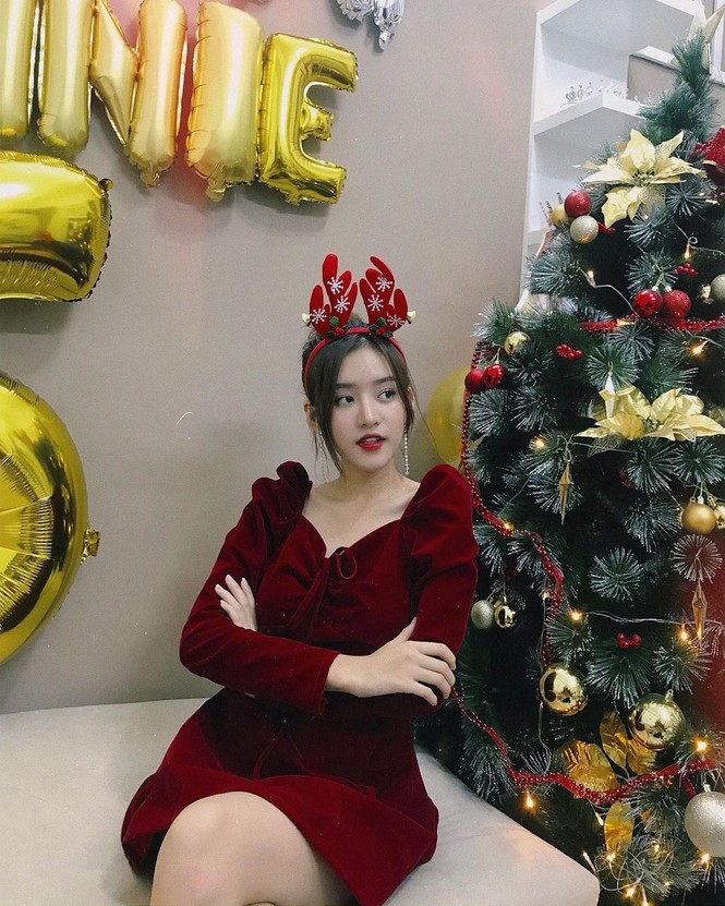 Đoàn Văn Hậu và dàn hot girl đón Giáng sinh rộn ràng ấm áp - ảnh 15