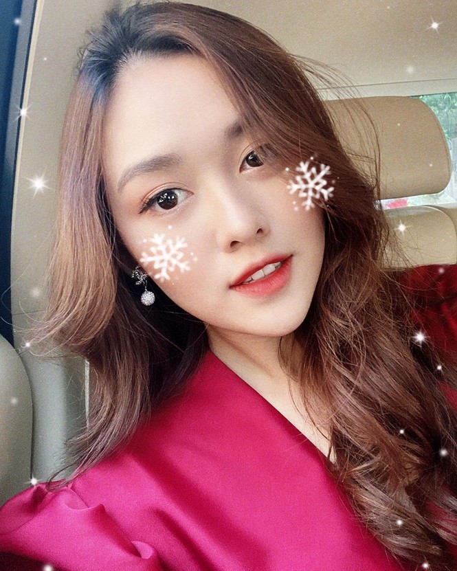 Đoàn Văn Hậu và dàn hot girl đón Giáng sinh rộn ràng ấm áp - ảnh 4