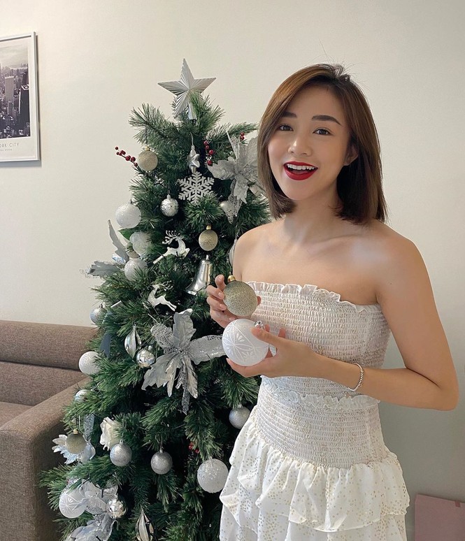 Đoàn Văn Hậu và dàn hot girl đón Giáng sinh rộn ràng ấm áp - ảnh 10