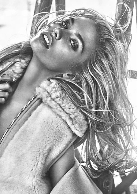 Stella Maxwell gợi cảm như nữ thần bên mẫu nam điển trai - ảnh 5