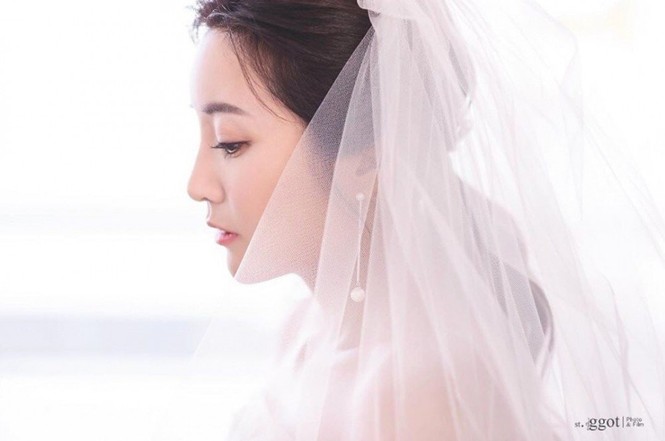 Vợ chồng Bi Rain - Kim Tae Hee sánh đôi tại đám cưới em trai - ảnh 7