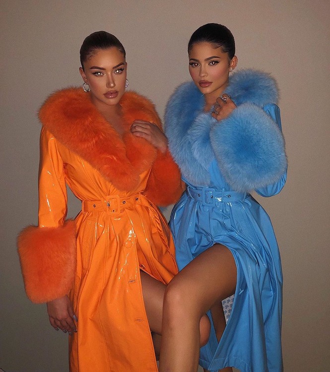 Kylie Jenner tung ảnh diện nội y tôn đường cong nảy nở - ảnh 3