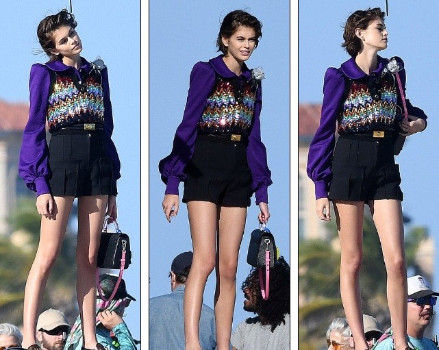 Con gái 18 tuổi của Cindy Crawford thả dáng tuyệt đẹp với bikini - ảnh 5