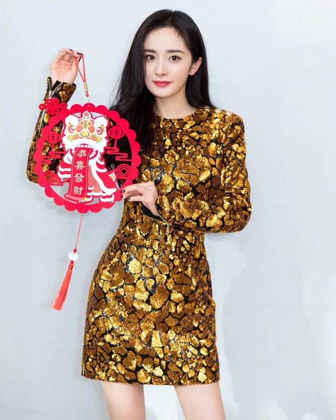 Lưu Gia Linh, Dương Mịch, Angelababy rạng ngời đón xuân - ảnh 10