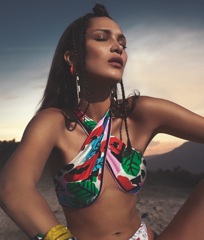 Bella Hadid bán nude rực lửa thanh xuân - ảnh 2