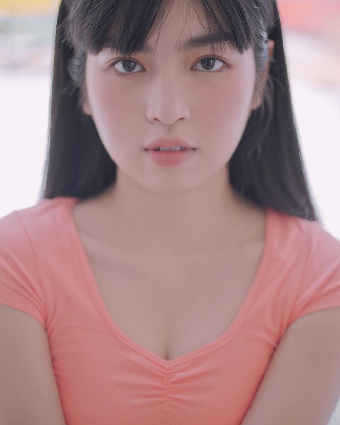 Hai 'hot girl Mắt biếc' đẹp nền nã trong loạt ảnh 'hồng hồng tuyết tuyết' - ảnh 6