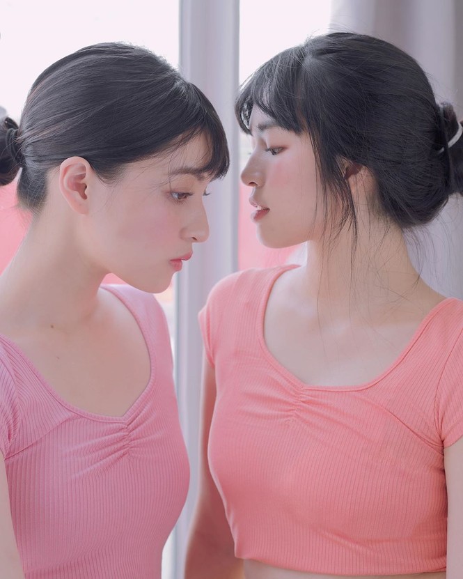 Hai 'hot girl Mắt biếc' đẹp nền nã trong loạt ảnh 'hồng hồng tuyết tuyết' - ảnh 3