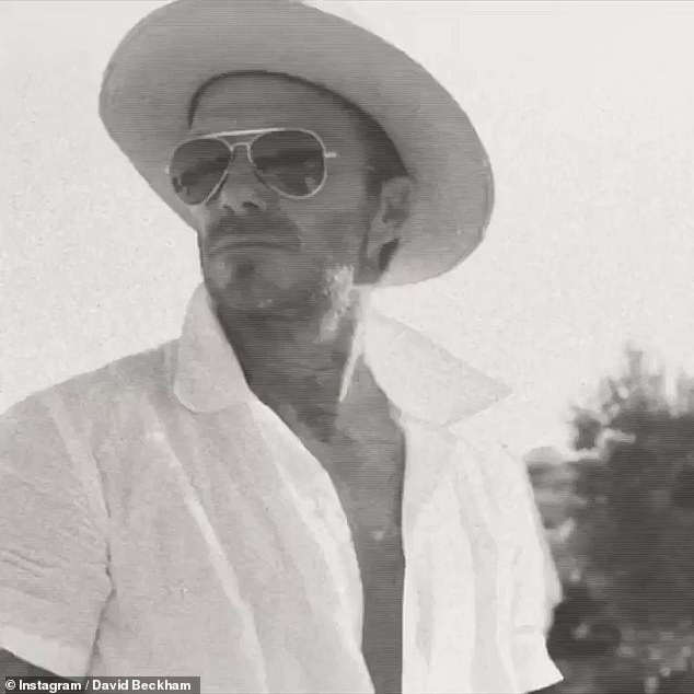 David Beckham U50 phong độ điển trai hút hồn qua ống kính con trai - ảnh 1