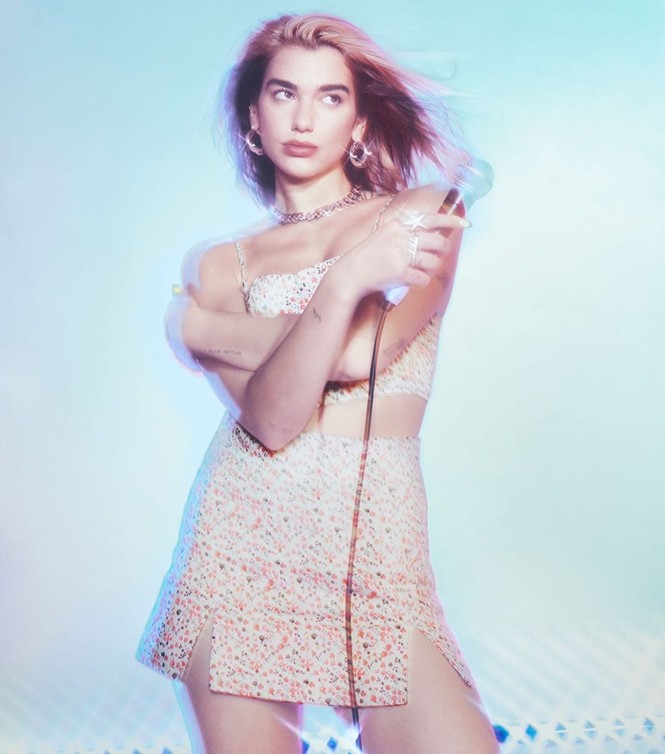Giọng ca nước Anh Dua Lipa mặc gợi cảm tôn ba vòng nảy nở - ảnh 12