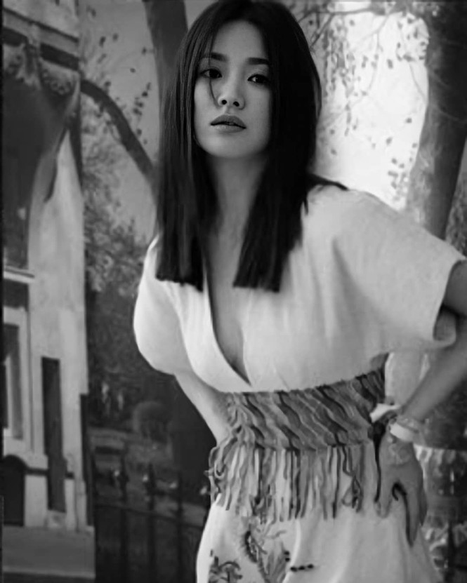 Song Hye Kyo - Mỹ nhân xứ Hàn U40 độc thân quyến rũ - ảnh 2