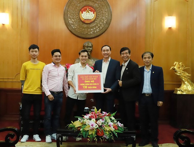 Quế Ngọc Hải, Công Phượng và các cầu thủ chung tay đẩy lùi COVID-19 - ảnh 6