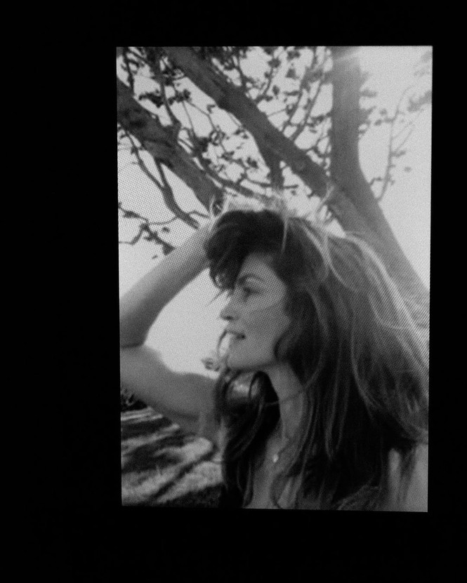 Siêu mẫu huyền thoại Cindy Crawford U60 quyến rũ đầy sức sống - ảnh 10
