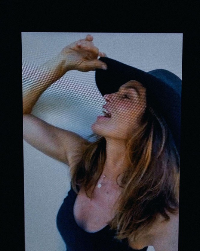 Siêu mẫu huyền thoại Cindy Crawford U60 quyến rũ đầy sức sống - ảnh 5