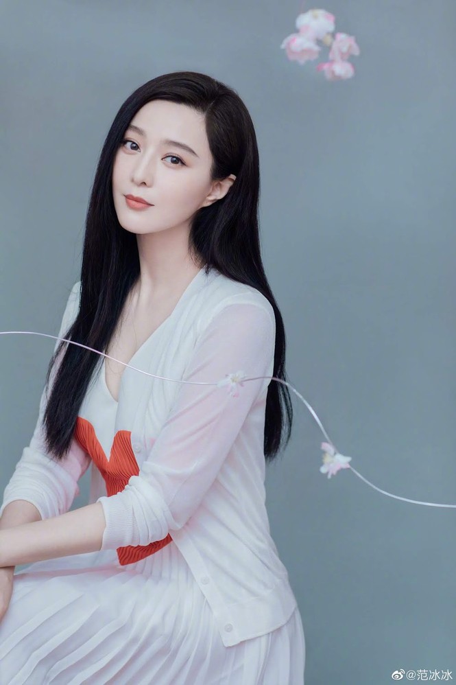 Phạm Băng Băng gần tứ tuần dịu dàng nền nã, trẻ đẹp như đôi mươi - ảnh 5