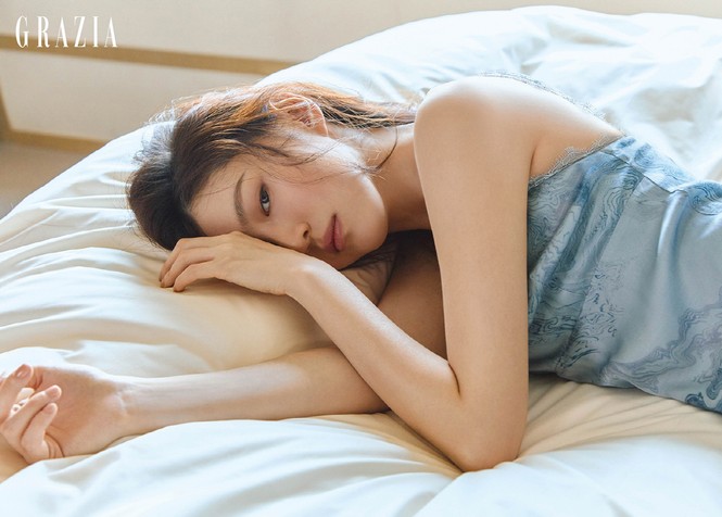 Vẻ đẹp thanh tú của 'tiểu tam' Thế giới hôn nhân được coi là bản sao Song Hye Kyo - ảnh 8