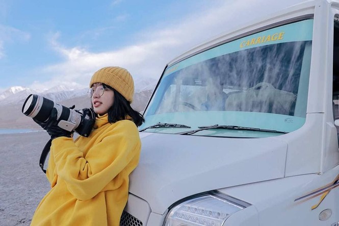 Nữ blogger xinh đẹp giống hệt ca sĩ Lisa nhóm BlackPink - ảnh 17