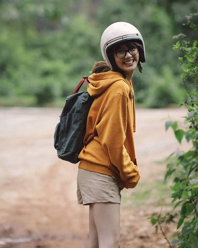 Nữ blogger xinh đẹp giống hệt ca sĩ Lisa nhóm BlackPink - ảnh 18