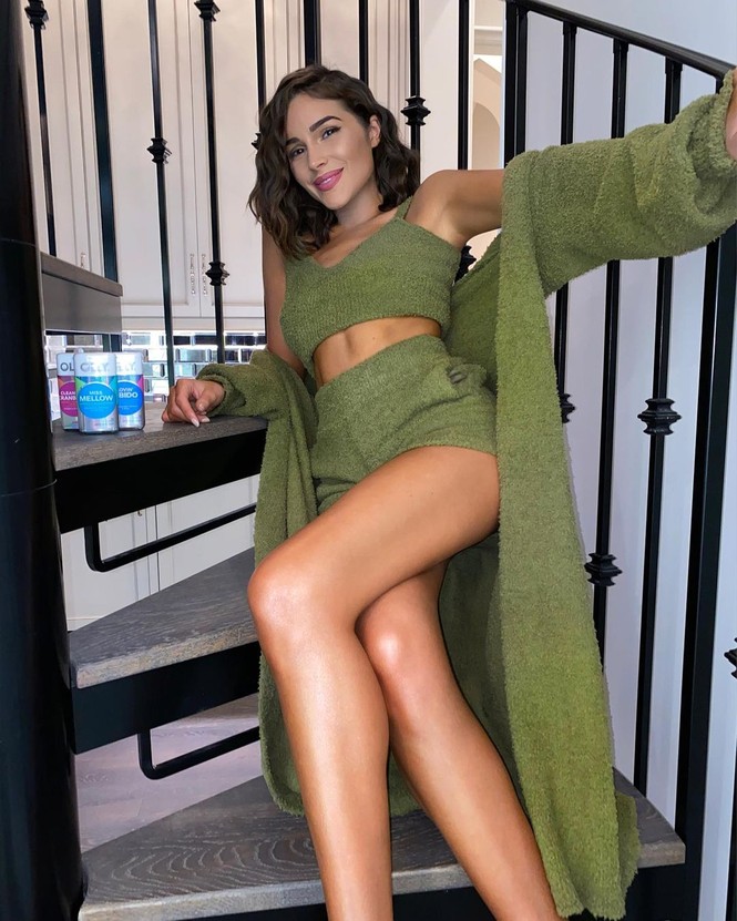 Hoa hậu Hoàn vũ Olivia Culpo khoe đường cong hút hồn phái mạnh - ảnh 8
