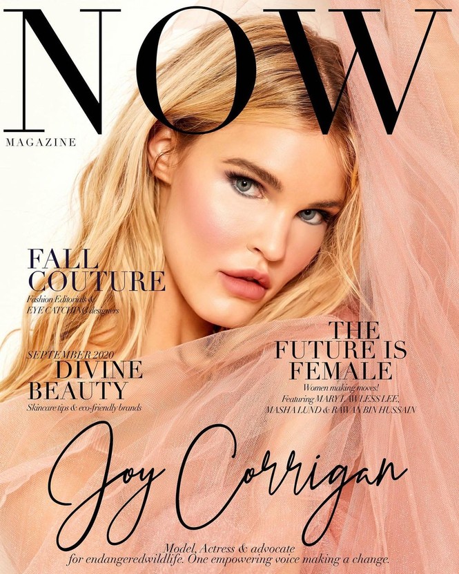 Joy Corrigan ngực đầy gợi cảm trong ảnh bán nude - ảnh 13