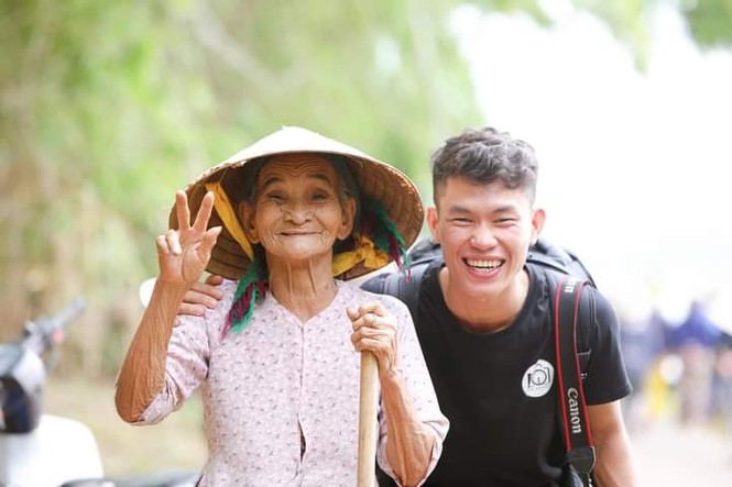 Hành trình 30 ngày băng rừng, lội lũ đồng hành cùng bà con miền Trung - ảnh 5