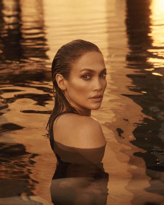 Hình thể rực lửa tuổi ngũ tuần của Jennifer Lopez - ảnh 15