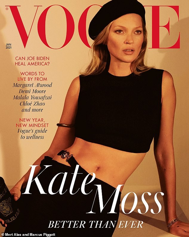 Kate Moss U50 diện váy khoét ngực sâu trẻ trung bất ngờ - ảnh 2