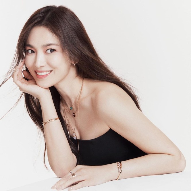 Sọng Hye Kyo U40 xinh đẹp rạng ngời - ảnh 7