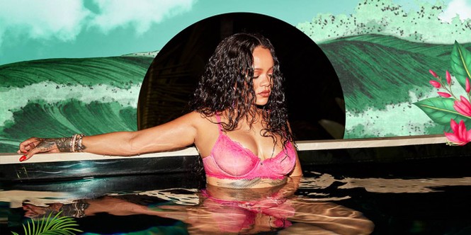 Rihanna bốc lửa với nội y Giáng sinh - ảnh 7