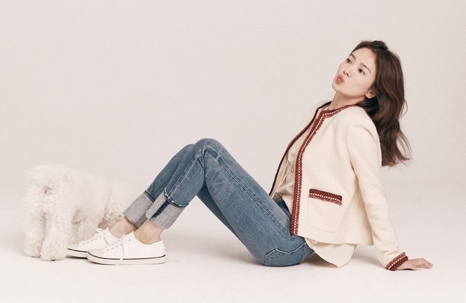 Song Hye Kyo U40 trẻ trung 'hack tuổi' - ảnh 1