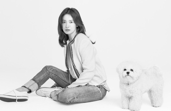Song Hye Kyo U40 trẻ trung 'hack tuổi' - ảnh 2