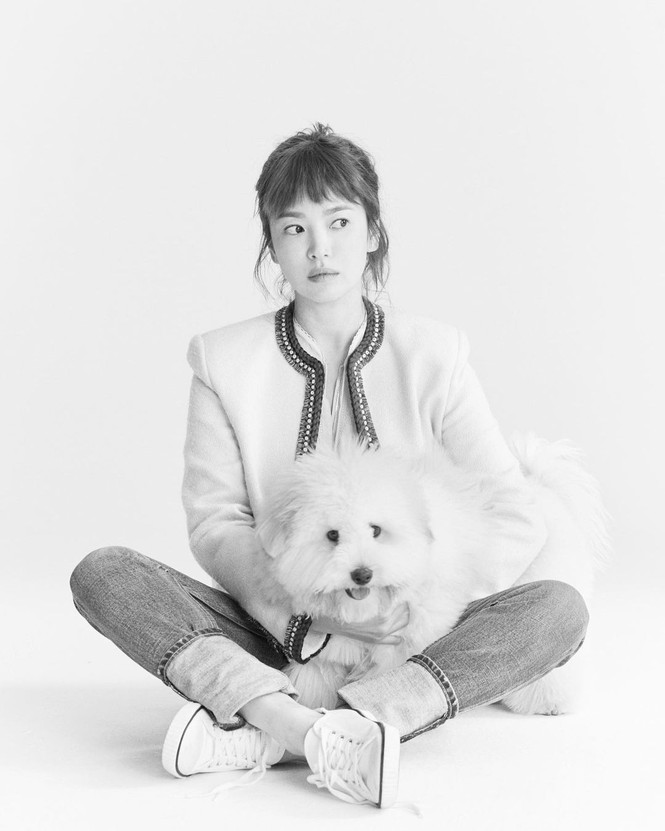 Song Hye Kyo U40 trẻ trung 'hack tuổi' - ảnh 4