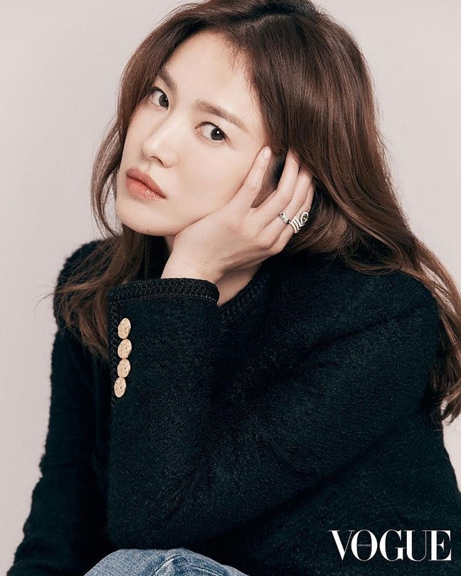 Song Hye Kyo U40 trẻ trung 'hack tuổi' - ảnh 7