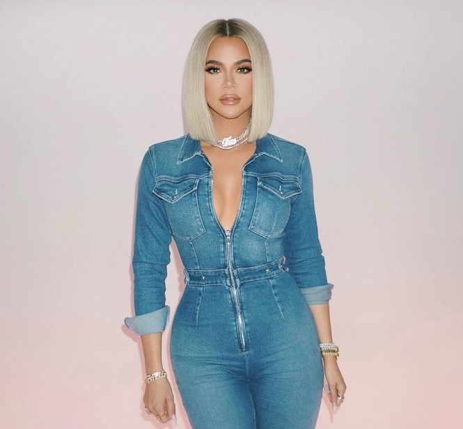 Kim Kardashian thả dáng nóng bỏng tôn đường cong 'gây mê' - ảnh 19