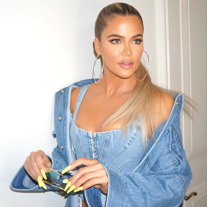 Kim Kardashian thả dáng nóng bỏng tôn đường cong 'gây mê' - ảnh 21