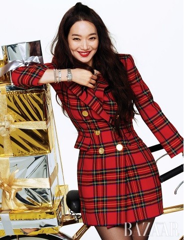 'Hồ ly 9 đuôi' Shin Min Ah đẹp xuất sắc đón Giáng sinh - ảnh 4