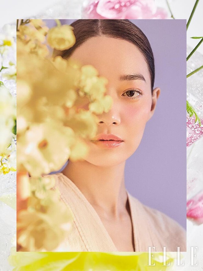 'Hồ ly 9 đuôi' Shin Min Ah đẹp xuất sắc đón Giáng sinh - ảnh 17