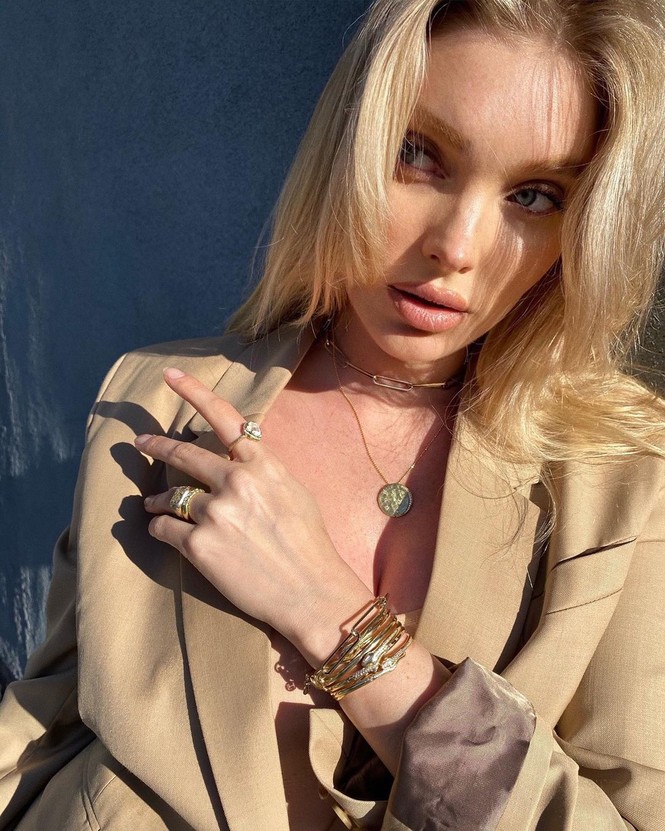 'Búp bê Thụy Điển' Elsa Hosk mang bầu lớn vẫn quá đỗi gợi cảm - ảnh 9