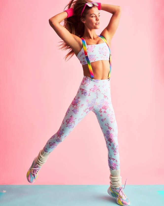 Ngắm đường cong hút mắt của mỹ nhân Đan Mạch Nina Agdal - ảnh 11